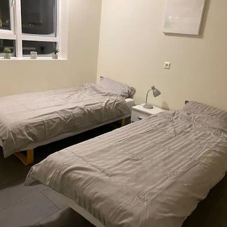 Husavik 2 Bedroom Apartment Экстерьер фото